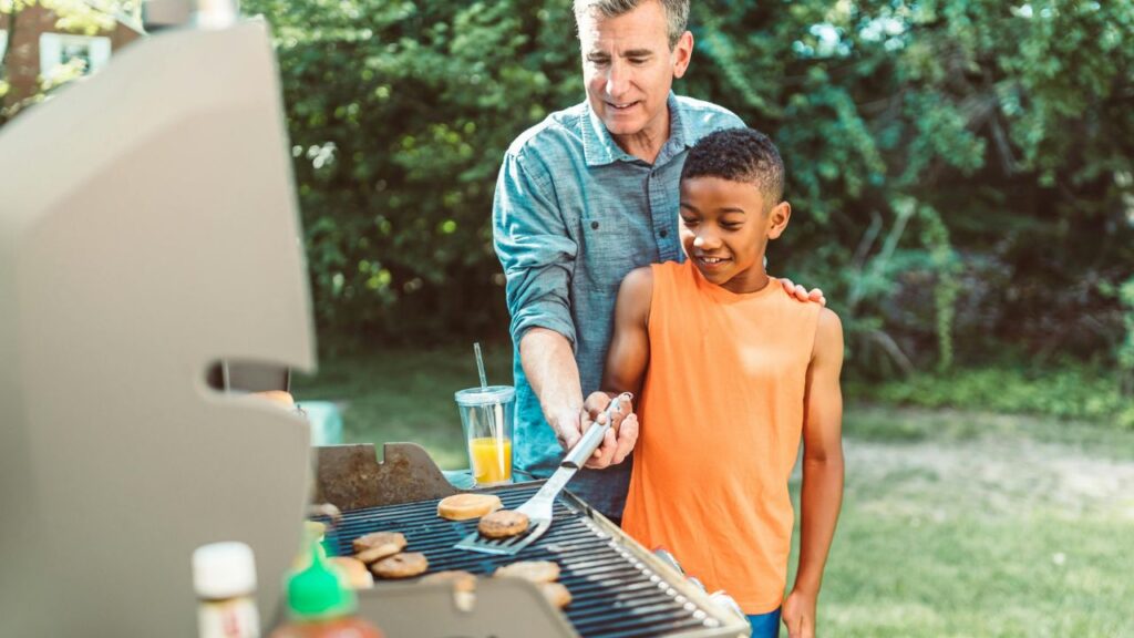 Outdoor Kitchen Frame Kits Convenience vs. Custom