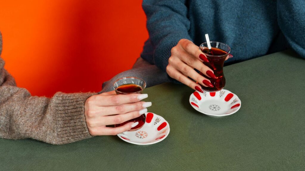 How Long Does a Pink and White Set Last?