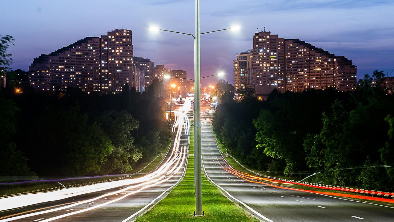 Oil Palm Self Cleaning Street Light Project Oil Palm