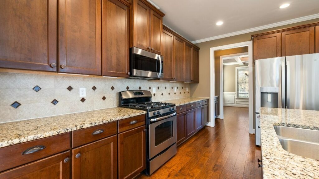 Cubitac vs Fabuwood: Construction Quality Comparison