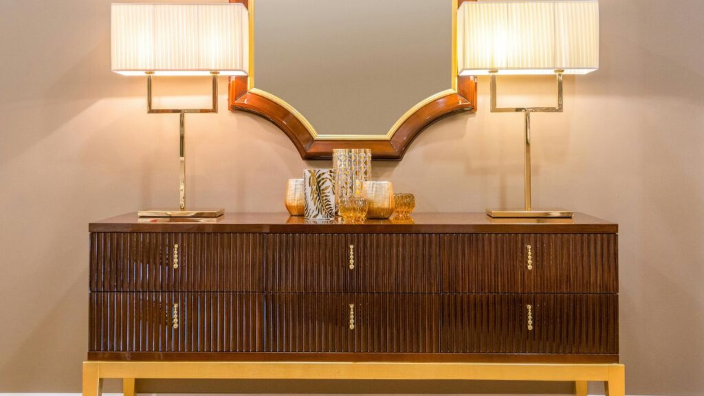 Creating Stunning Focal Points with Large Mirrors