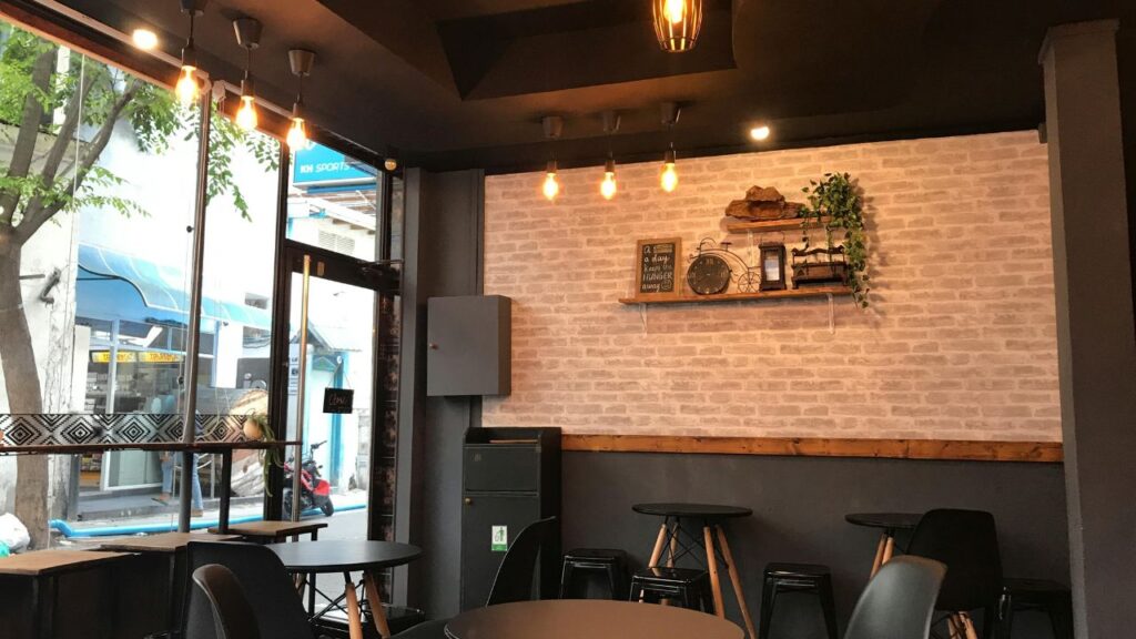 Understanding Live Edge Wood Shelves