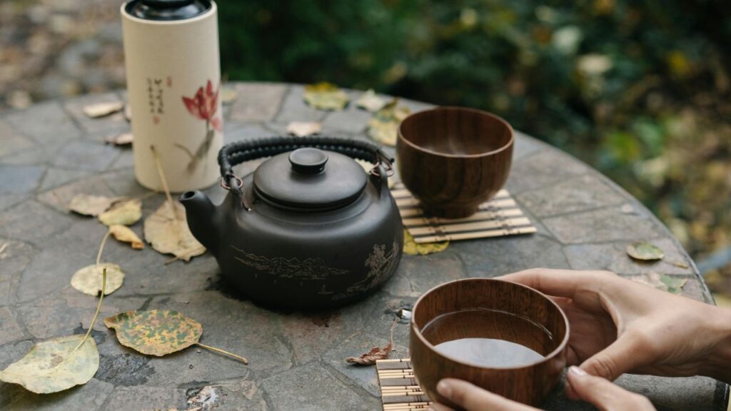 Chinese Tea Table Culture and Craftsmanship Together