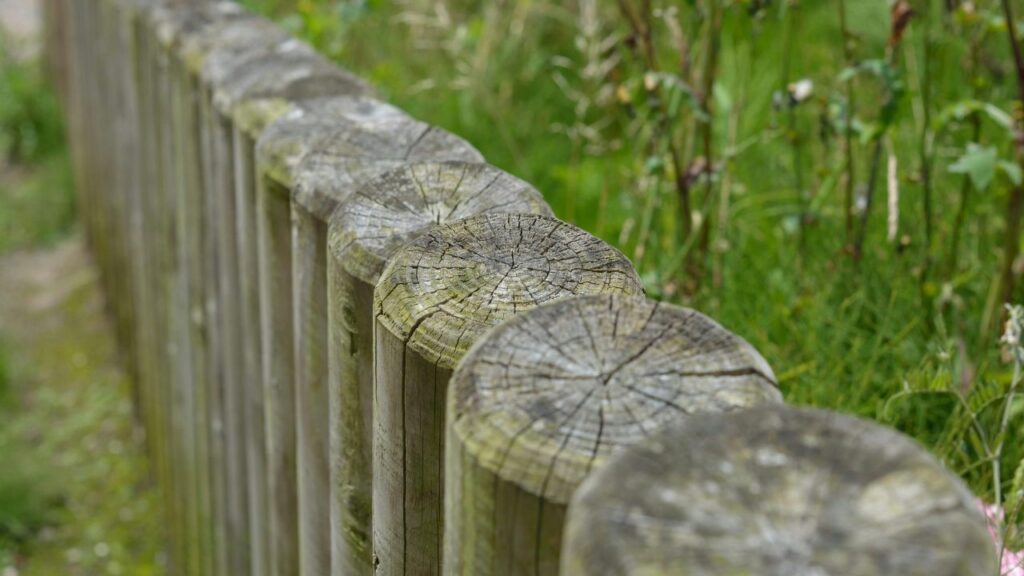 Installation Considerations DIY Fence Projects vs. Professional Services