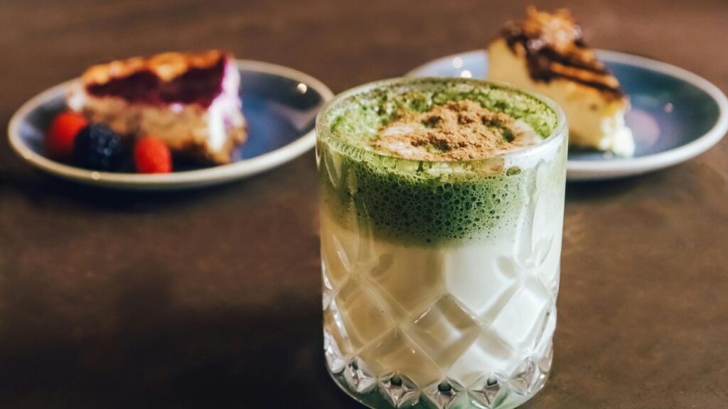 Best Times to Enjoy Your Matcha Latte