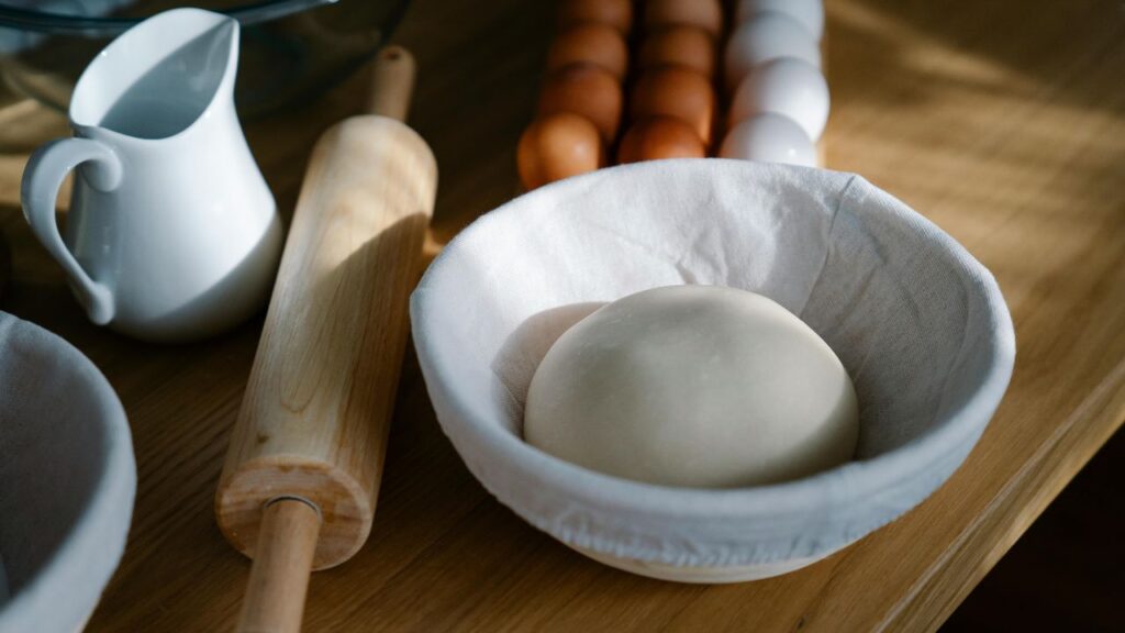 How to Choose the Right Wooden Dough Mixing Bowl