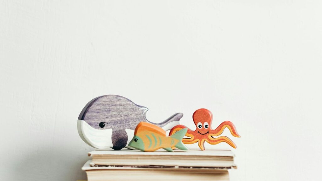 Bedroom Summer Wooden Decor for Restful Nights