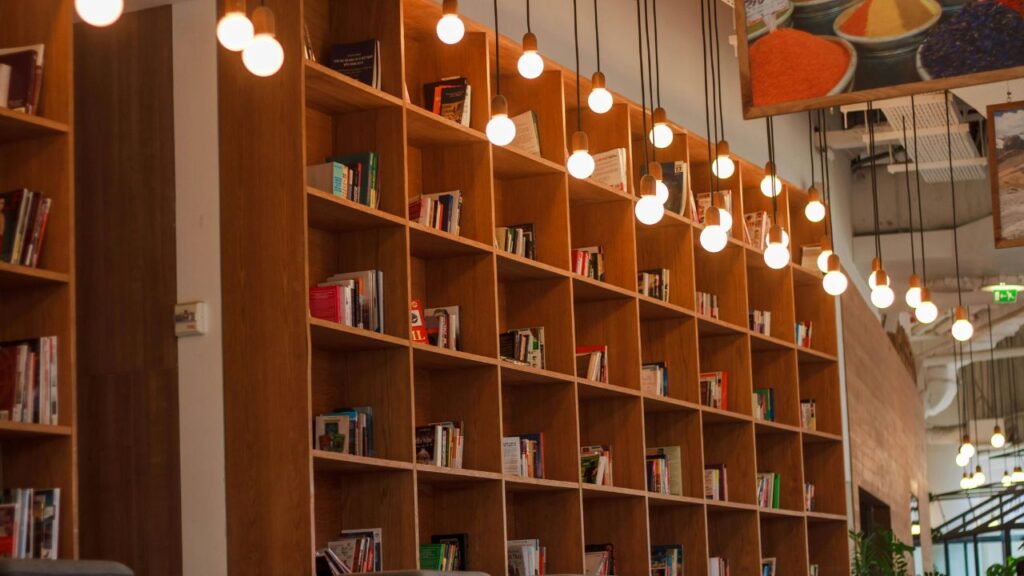 Top Types of Used Bookcases Worth Buying in 2026