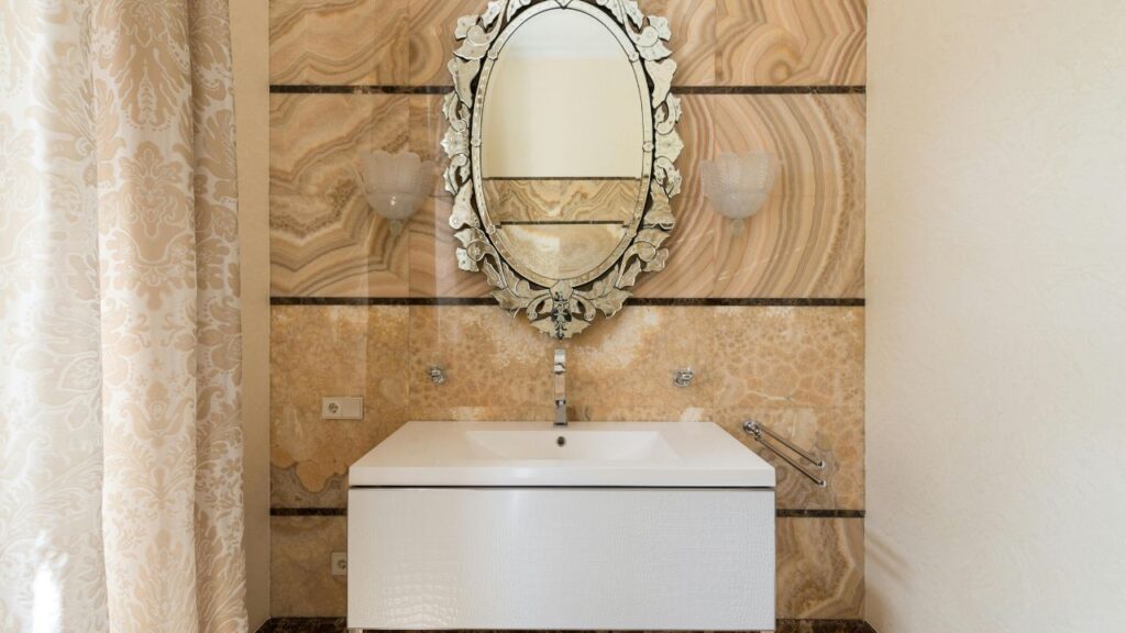 Benefits of Shopping Local: Glass and Mirror Near Me vs. Big-Box Stores