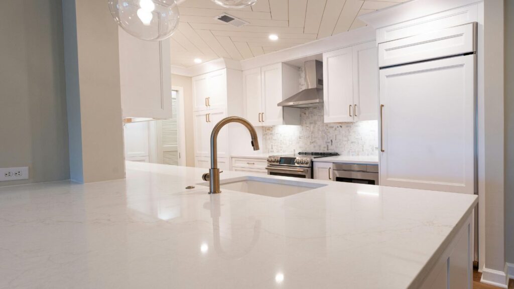 Understanding White Macaubas and Why Designers Love It