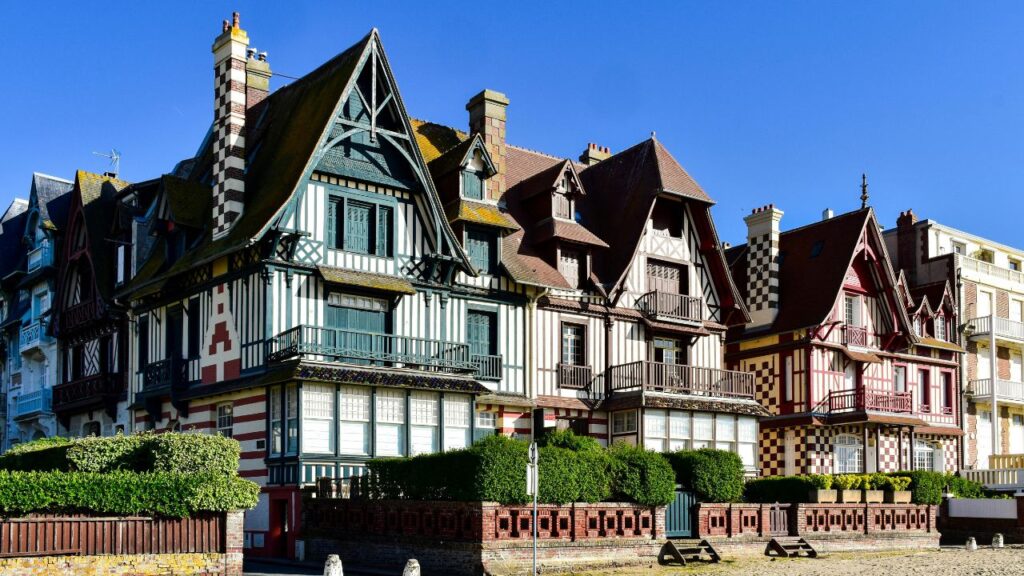 Modern Tudor Home Plans What to Look For