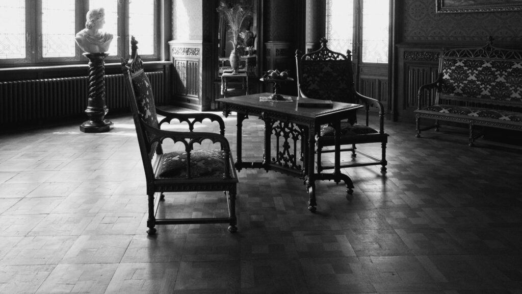 Solid Wood Construction and Material Quality