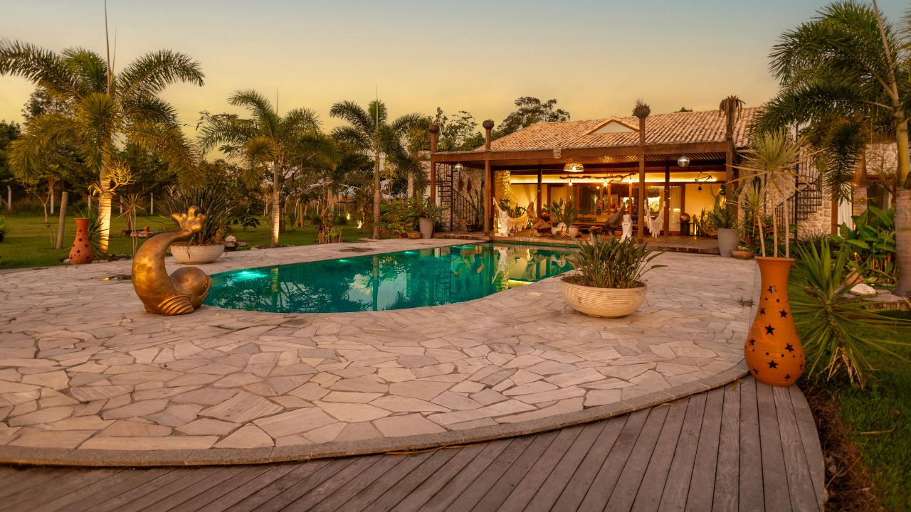 Travertine Pool Coping