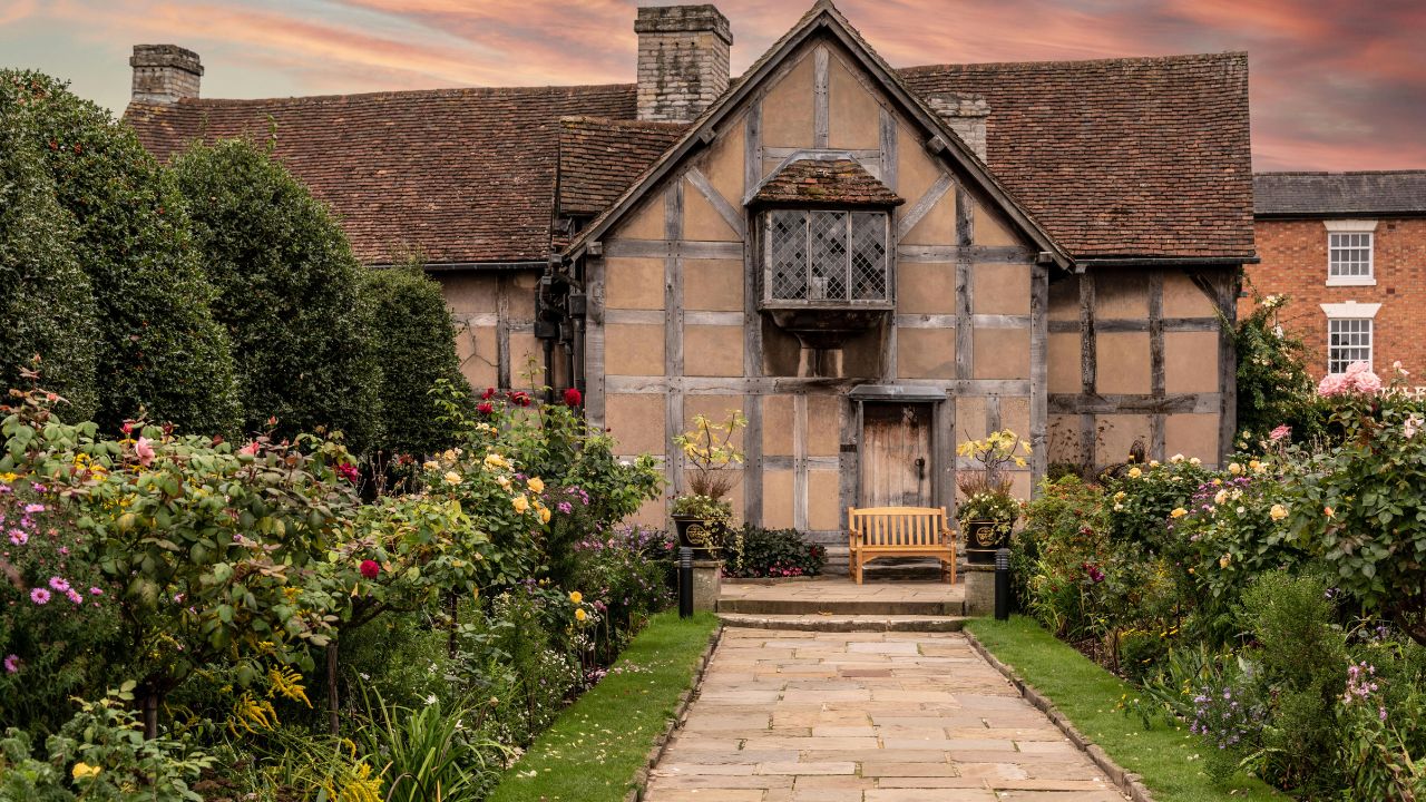 Modern Tudor Homes