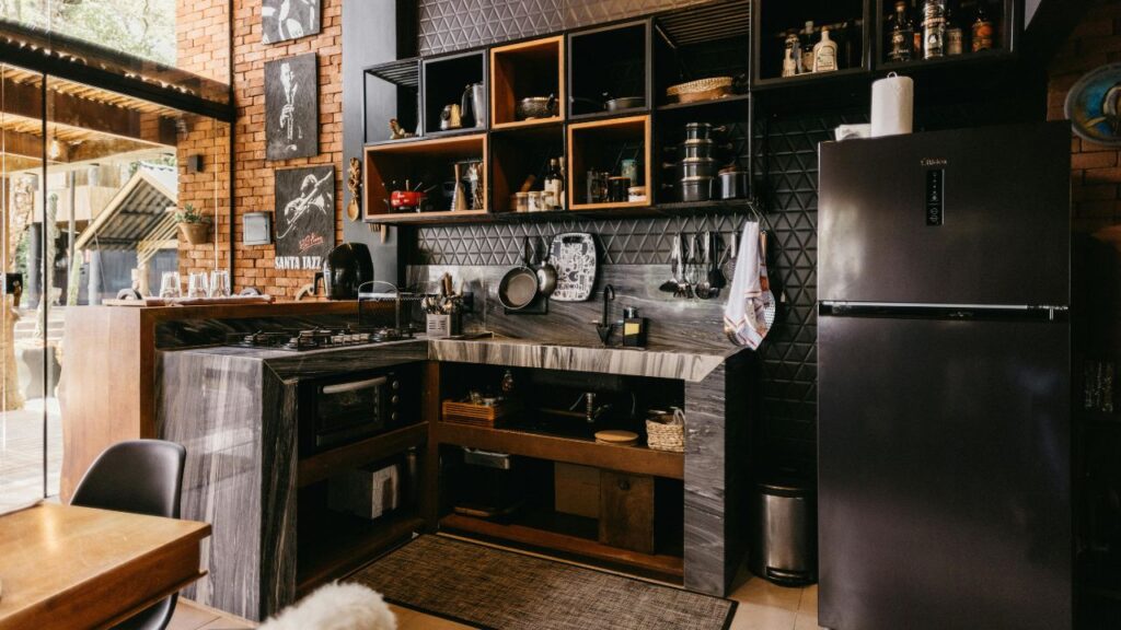 Key Questions to Ask Outdoor Kitchen Contractors Near Me