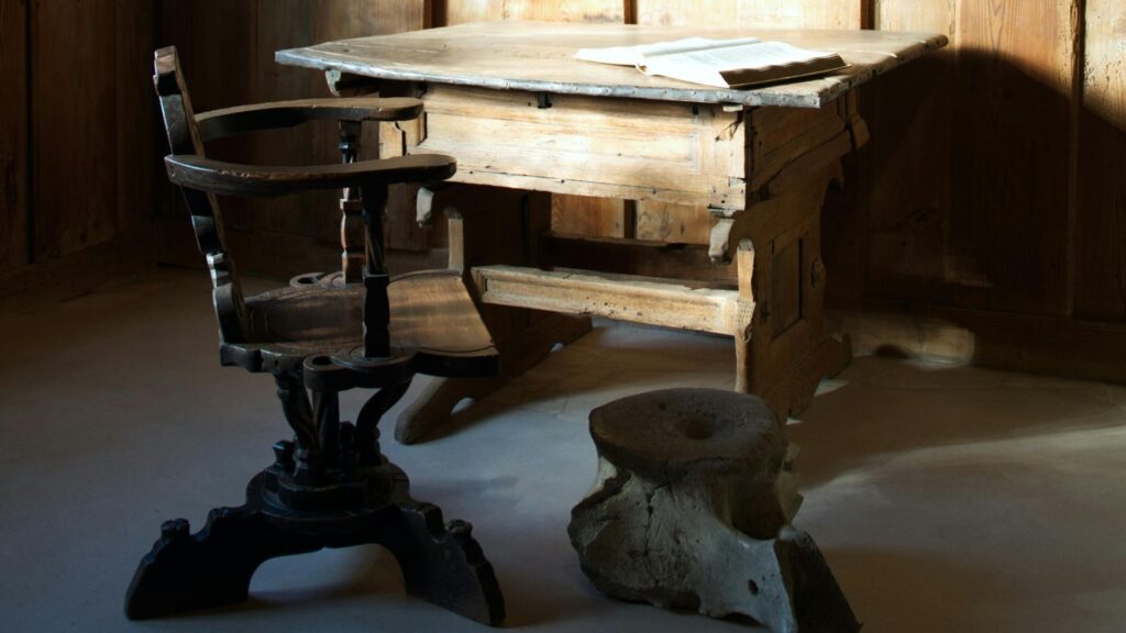 Size, Proportion, and Leg Style