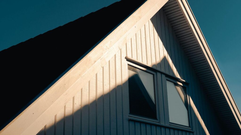 Popular Types of Gable Windows: